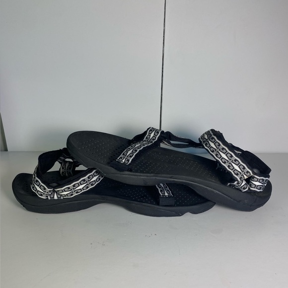 Teva Womens Sandals size 10 - Picture 5 of 7